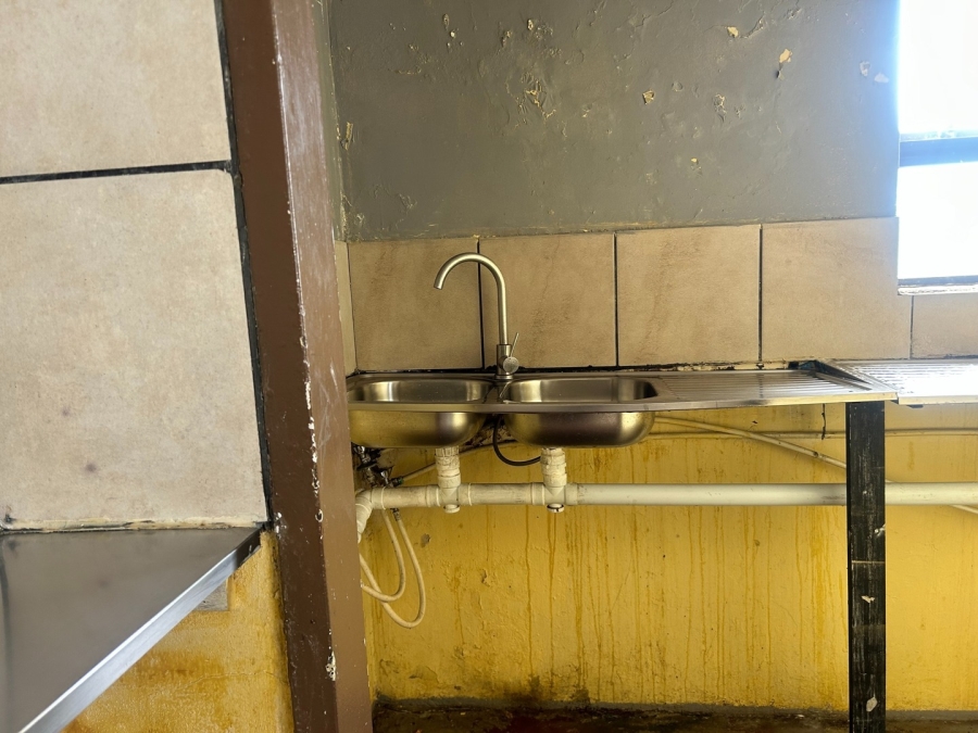 43 Bedroom Property for Sale in Quigney Eastern Cape